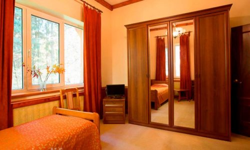 Частный дом престарелых «Родные просторы» на ул. Решетникова - 5