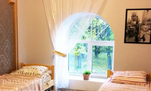 «Ялта» на шоссе Революции - 7