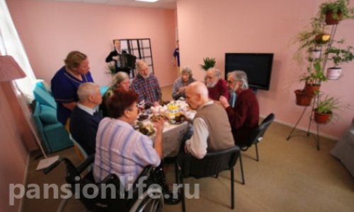 Ялта на Нарвской - фото